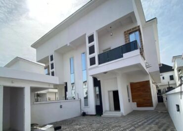 Beautifully Finished 4 Bedroom Semi Detached Duplex with Bq