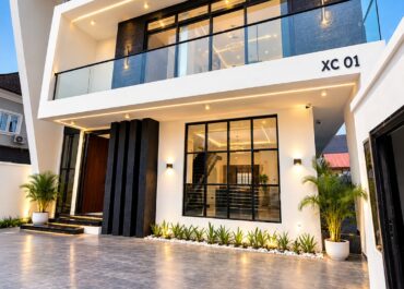 5 Bedroom Detached Duplex with Swimming Pool in Ajah, Lekki